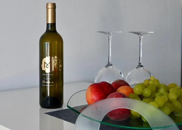 Lägenhet First Row Komarna