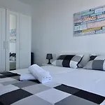 דירה First Row קומרנה