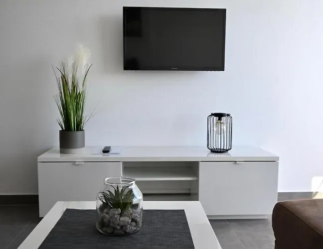 Lejlighed First Row Komarna